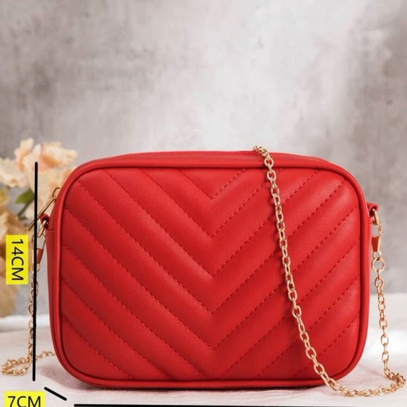 Mini Chevron Chain Crossbody Bag *NEW* - Picture 6 of 9